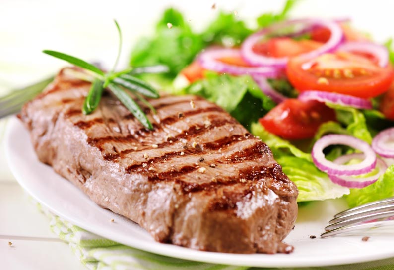 Steak mit Salat